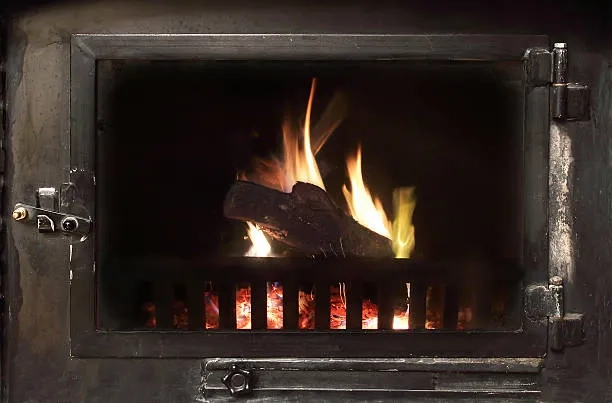 Closing Your Fireplace Safely: A Guide for Texas Homeowners