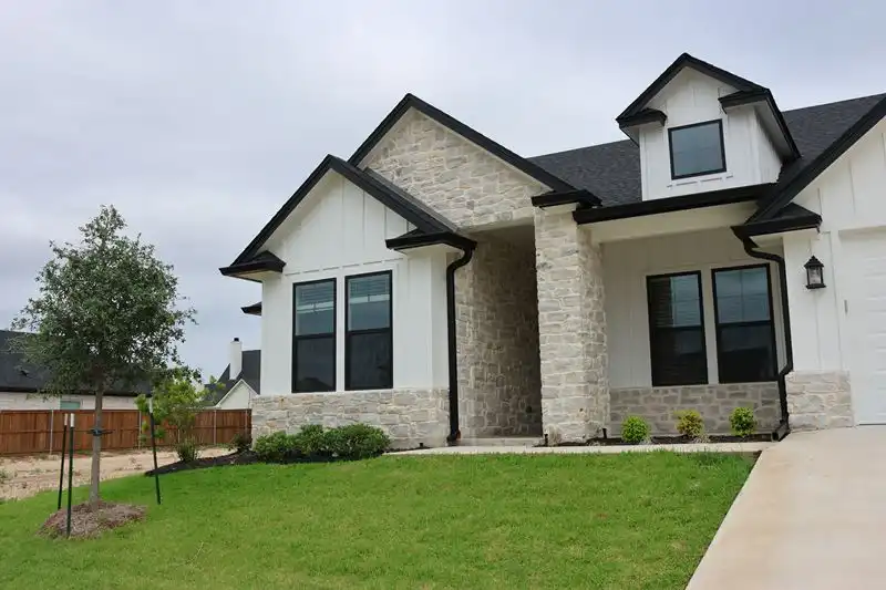 GRANBURY-BLUEBERRY-CHOP